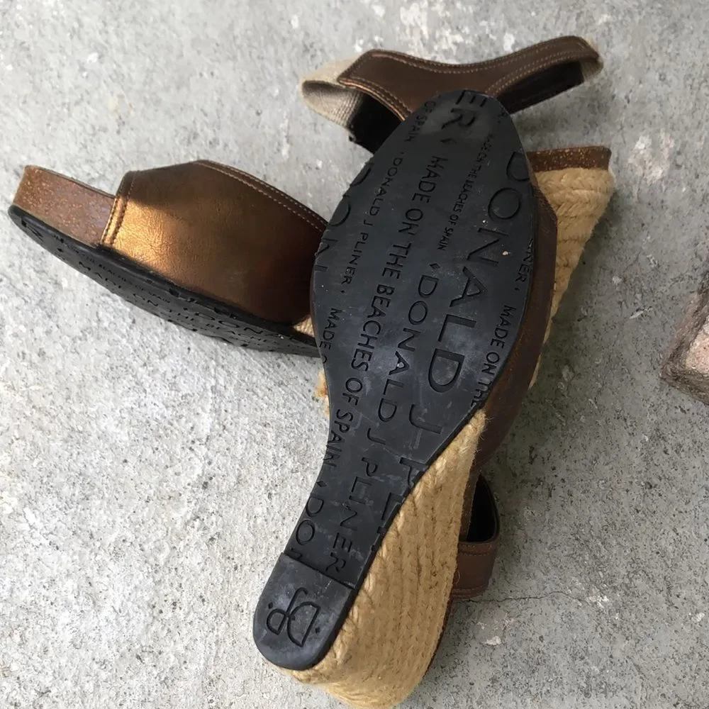 Donald Pliner Ginny platforms